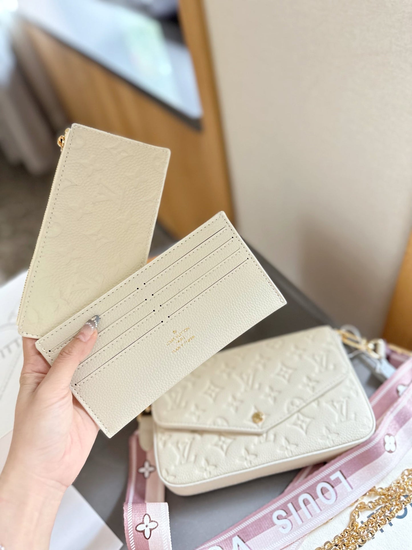 【ルイヴィトン】☆Kirigami 3点セット|信封型デザイン、スタイリッシュで便利♪今すぐオンラインでチェック!