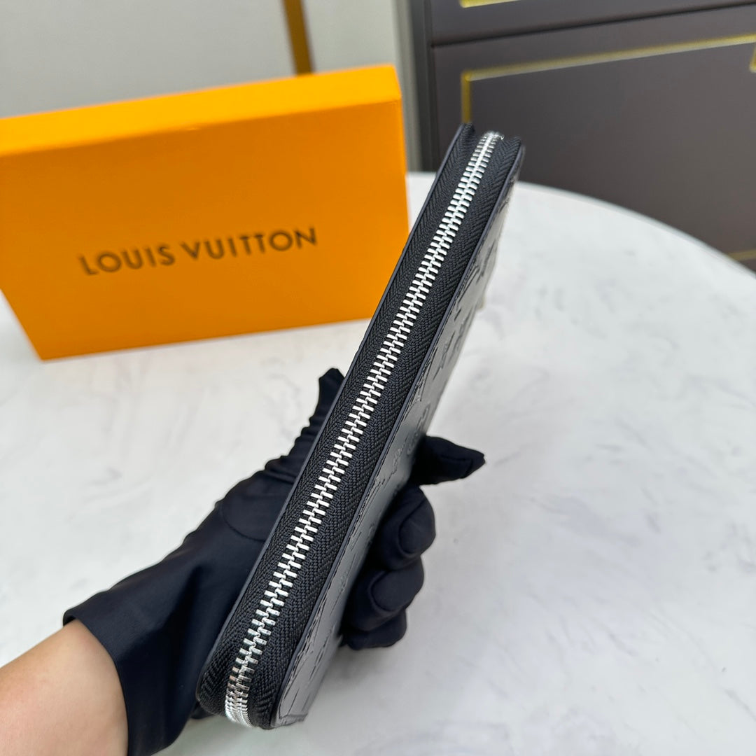 【ルイヴィトン】3タイプから選べる シャドウモノグラムで魅力倍増 今だけ特価