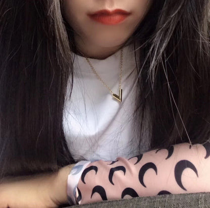 【ルイヴィトン】大人気ネックレス・エセンシャルV♪ブレスレット