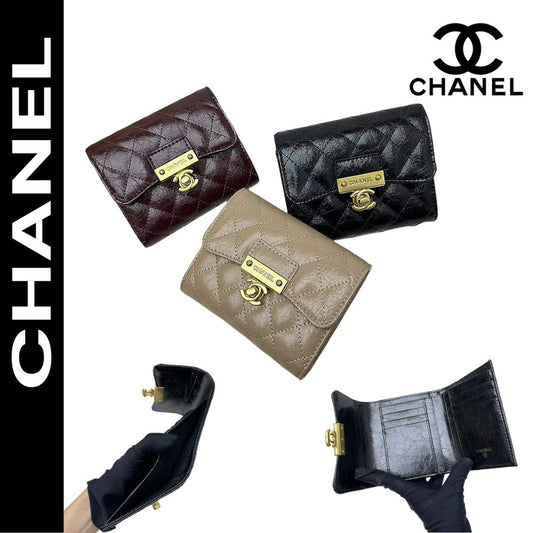 【シャネル】人気定番 新作三つ折り財布 在庫わずか