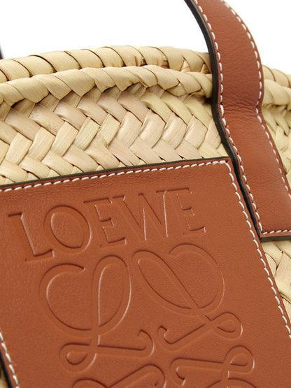 【ロエベ】ロゴ入りバスケットキャリーオールバッグ