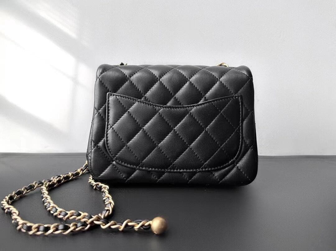 【シャネル】新作♪大人気の斜め掛け♡Flap Bag Gold Ball-選べる4色