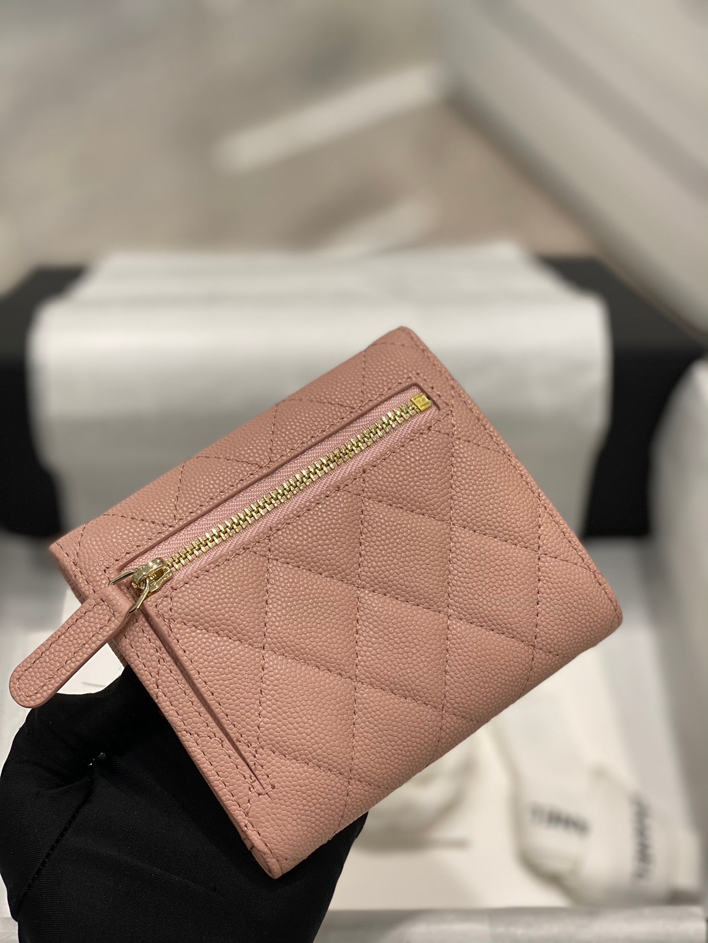 【シャネル】大人気コンパクト ♪マトラッセ♪三つ折り財布 キャビアスキン5色