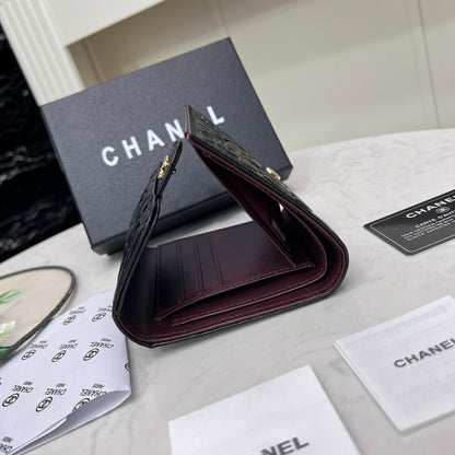 【シャネル】マトラッセ♪二つ折り財布 ♪ミニウォレット*キャビアスキン黒AP0229 AP0231