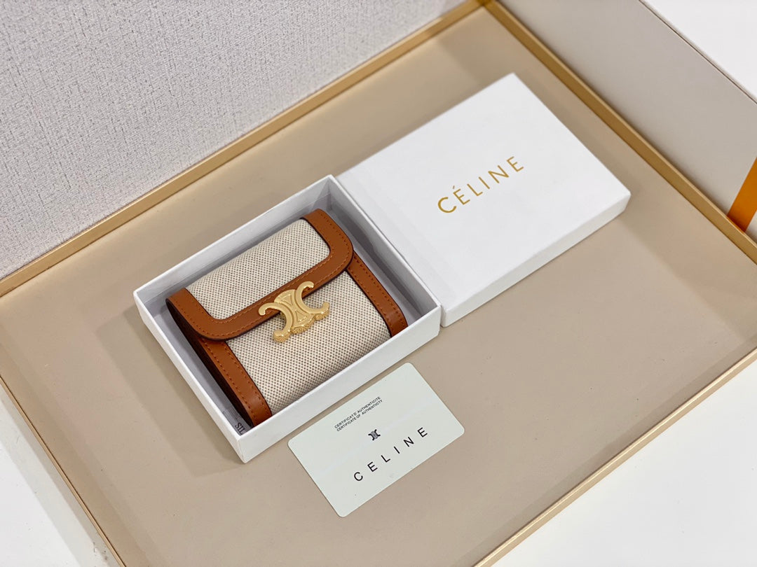【セリーヌ】大人気軽量＆コンパクト持ち運びに便利な短い財布 ！関税送料込み