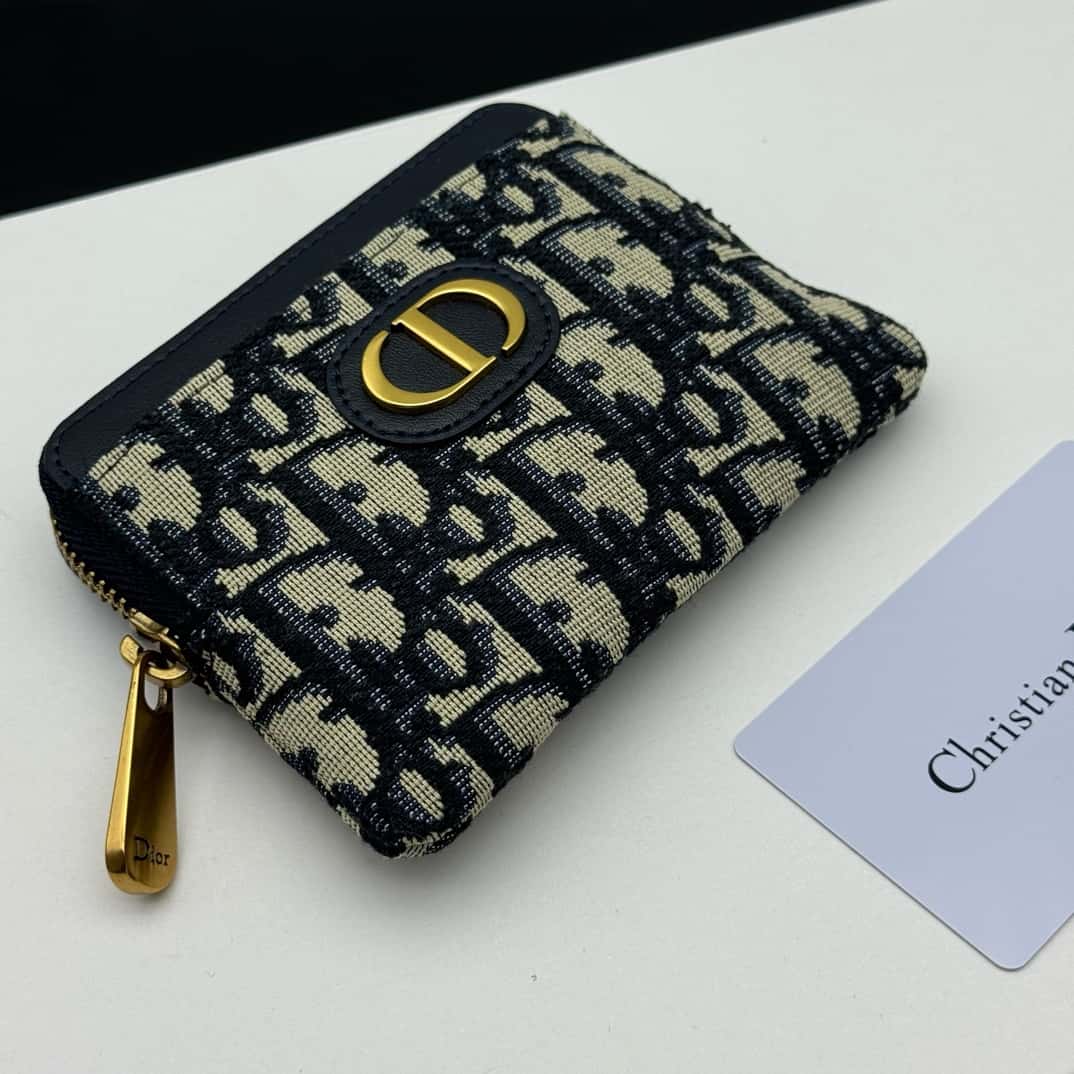 【ディオール】 ☆大人気 可愛い☆ 30 Montaigne ラベンダーウォレット