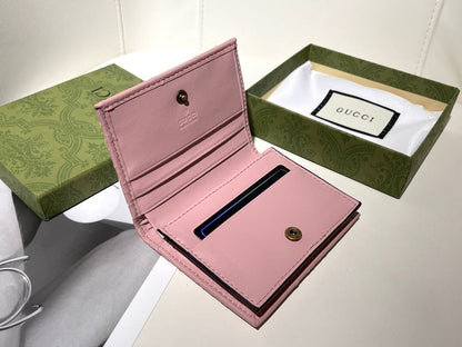 【グッチ】大人気 2色 折りたたみ財布 実用性抜群の一品！