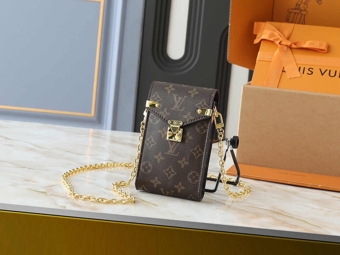 【ルイヴィトン】限定注文◆大人気♪思わず欲しくなるフォンポーチ メティスM13572