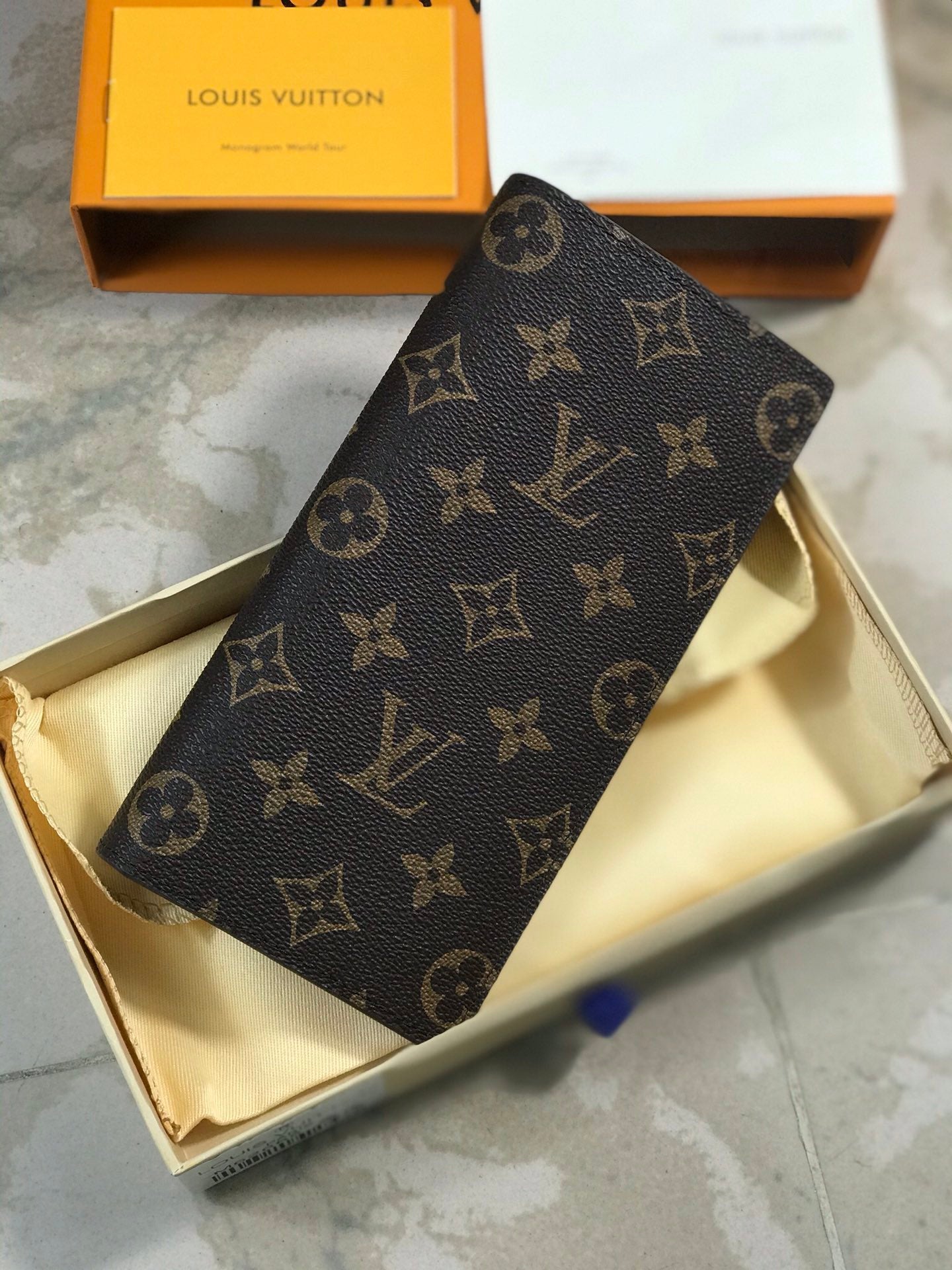 【ルイヴィトン】大人気！【BRAZZA】M66540 モノグラム 長財布