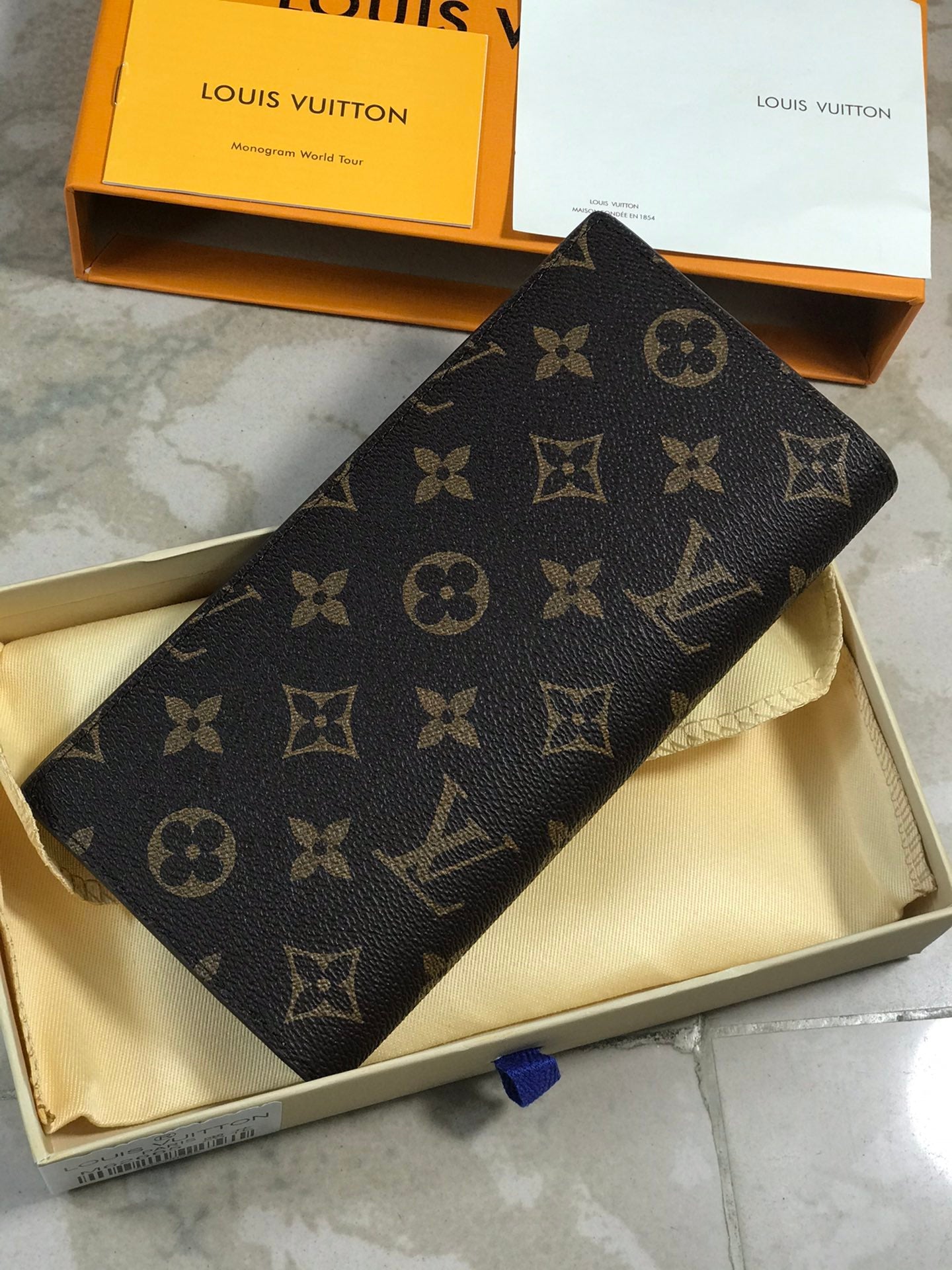 【ルイヴィトン】大人気！【BRAZZA】M66540 モノグラム 長財布