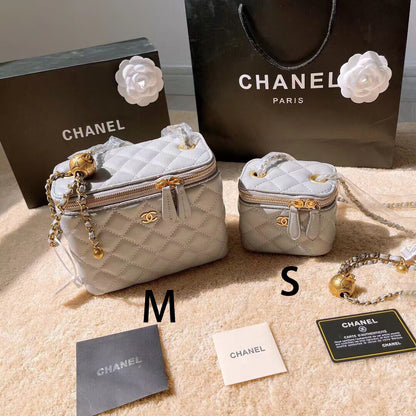 【シャネル】新作限定♪争奪戦ヴァニティー バッグ マトラッセ ポーチ